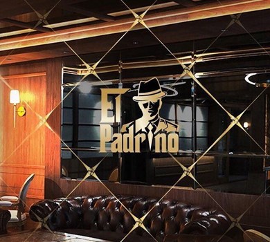 EL PADRINO LOUNGE